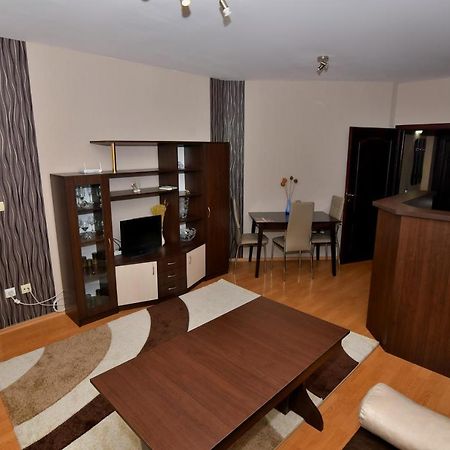 Апартамент За Гости Георгиеви Veliko Tărnovo Exteriör bild