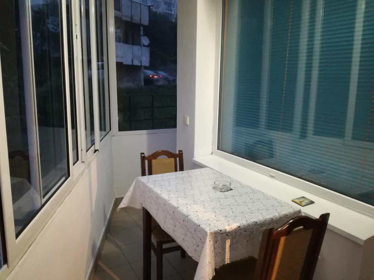 Апартамент За Гости Георгиеви Veliko Tărnovo Exteriör bild